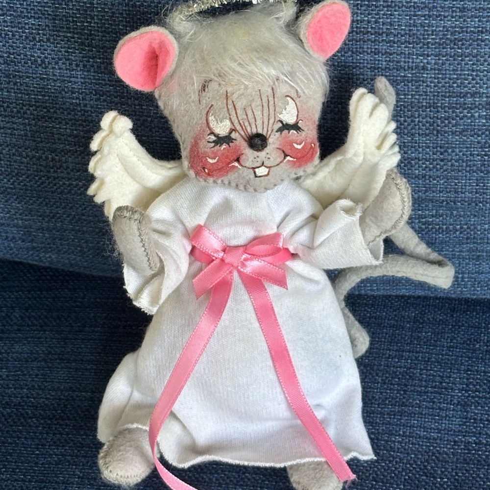 VINTAGE 1995 ANNALEE DOLLS Mobilitee “Angel Grey Laughing Mouse“ FELT Christmas